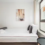 Wola Parkside Comfy By Bookinghost Apartman Varsó