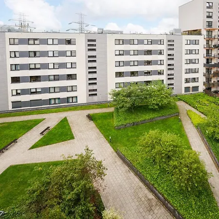 Wola Parkside Comfy By Bookinghost *