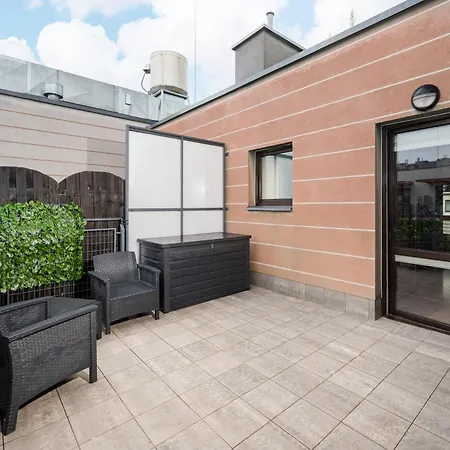 Wola Parkside Comfy By Bookinghost Apartman