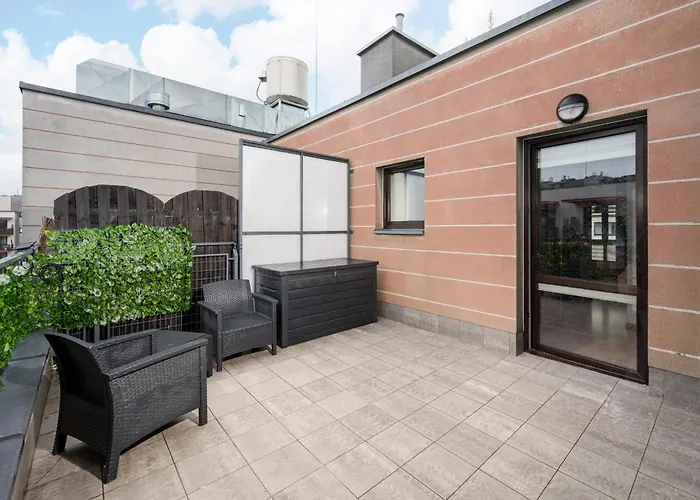 Wola Parkside Comfy By Bookinghost דירה