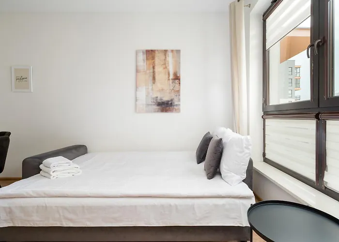 Wola Parkside Comfy By Bookinghost شقة وارسو