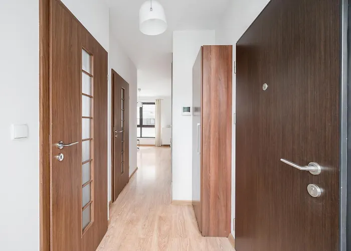 Wola Parkside Comfy By Bookinghost وارسو